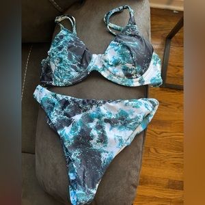 Marble print bikini set